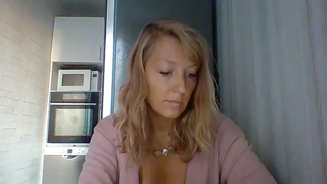 Vexxaa online show from September 20, 2025, 3:51 am