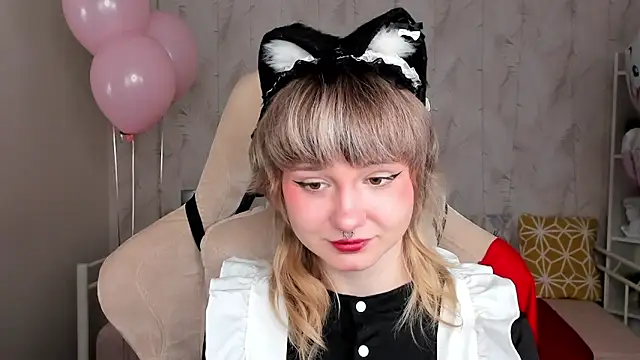 Tori Cutie online show from April 4, 2026, 12:09 am