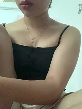 Snapshot of Nguyenha11 chatting on July 10, 2026, 2:05 am Nguyenha11 online show from July 10, 2026, 2:05 am