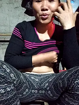 Snapshot of TinTin321 chatting on February 11, 2026, 1:38 pm TinTin321 online show from February 11, 2026, 1:38 pm