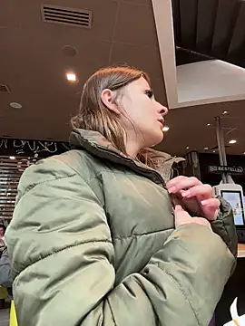 IsabellaEtha online show from October 15, 2025, 11:32 am