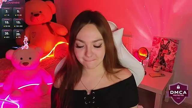 ApheliaDream  online show from October 18, 2025, 3:13 pm