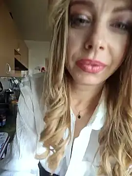 Snapshot of Hyupobigih chatting on September 11, 2025, 11:43 am Hyupobigih online show from September 11, 2025, 11:43 am