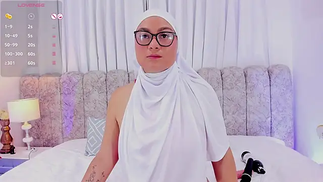 Snapshot of azaharaaa_ chatting on May 30, 2026, 11:40 am azaharaaa online show from May 30, 2026, 11:40 am