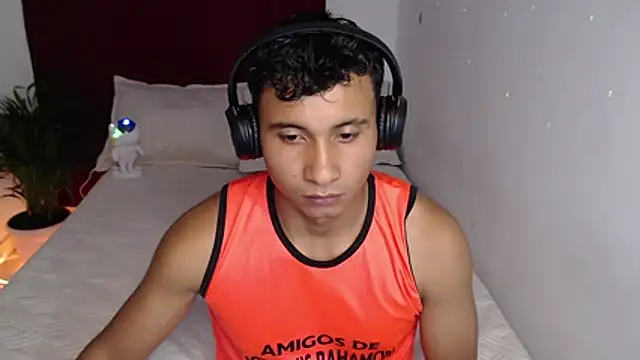 Snapshot of _Duvan_123 chatting on January 9, 2026, 2:25 am Duvan 123 online show from January 9, 2026, 2:25 am