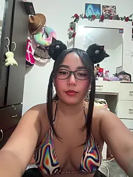 saranghae  online show from November 2, 2025, 9:06 pm