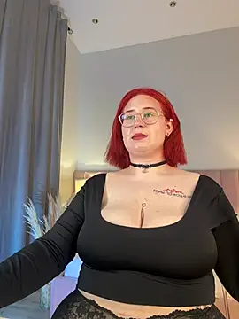 Snapshot of SexxxyPixiee chatting on June 21, 2026, 5:21 am SexxxyPixiee online show from June 21, 2026, 5:21 am