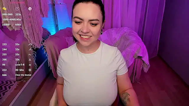 Snapshot of ashton_heidii chatting on November 4, 2025, 10:53 pm ashton heidii online show from November 4, 2025, 10:53 pm