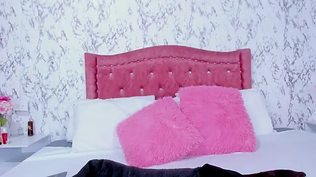 SofiiFoox online show from October 11, 2025, 11:20 am