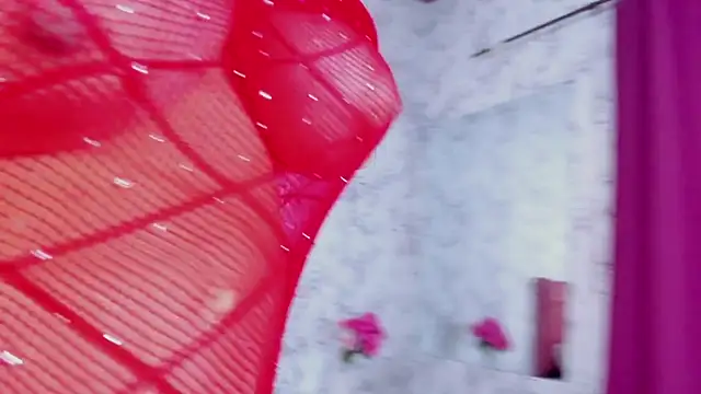 SofiiFoox online show from February 7, 2026, 11:14 am