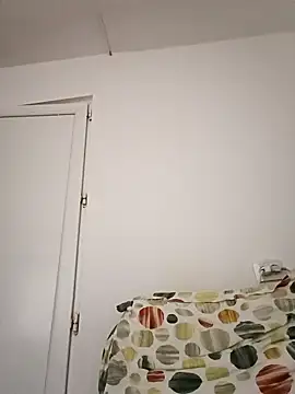 Vera Elle online show from September 25, 2025, 3:38 pm