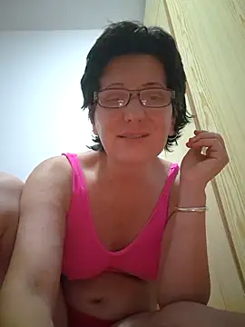 Snapshot of Vera_Elle chatting on July 14, 2026, 2:05 am Vera Elle online show from July 14, 2026, 2:05 am