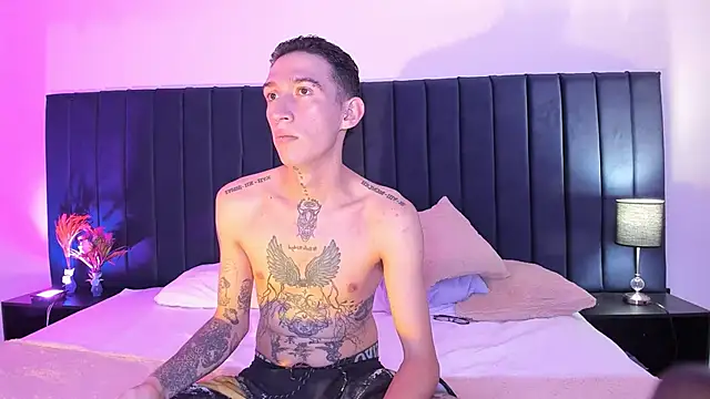 dominik thompson777 online show from September 27, 2025, 2:27 am