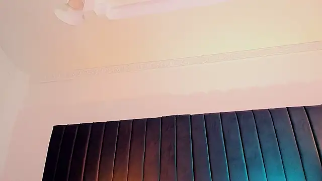 dominik thompson777 online show from October 25, 2025, 11:29 am