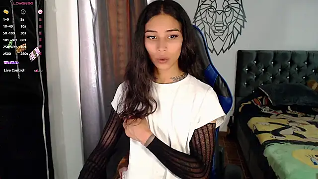 Sweet-Cris online show from December 2, 2025, 6:14 pm