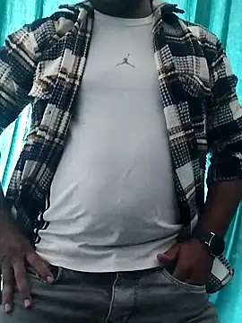 Snapshot of hunk28_6 chatting on November 15, 2025, 6:44 am hunk28 6 online show from November 15, 2025, 6:44 am