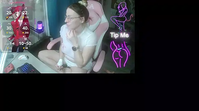 rubystrip online show from November 5, 2025, 8:09 pm