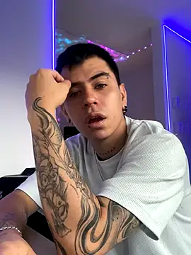 chris suarez online show from November 7, 2025, 9:37 pm