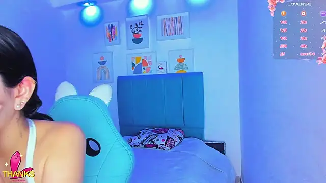 milk candy18 online show from December 17, 2025, 10:43 am