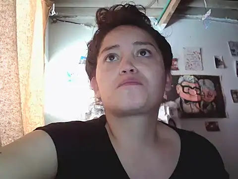 Snapshot of chanito_1421 chatting on October 7, 2025, 2:58 pm chanito 1421 online show from October 7, 2025, 2:58 pm