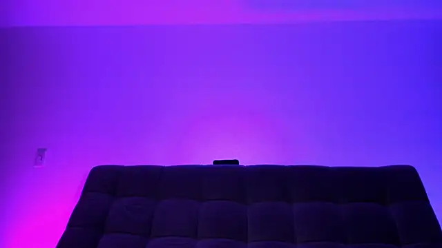 Aciid lover online show from April 19, 2026, 2:55 am