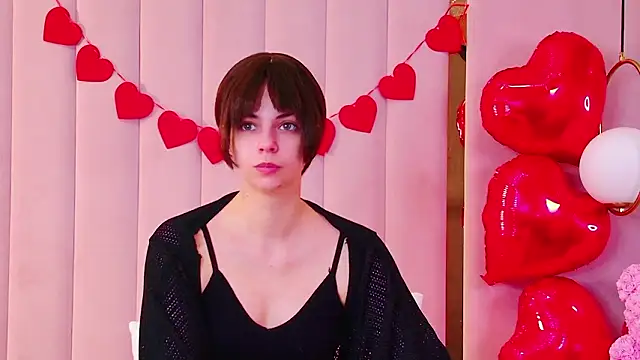 Snapshot of Miranda_Kerry chatting on February 12, 2026, 7:03 am Miranda Kerry online show from February 12, 2026, 7:03 am