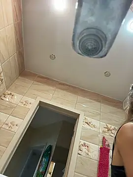 EvvaMur online show from February 17, 2026, 1:57 am