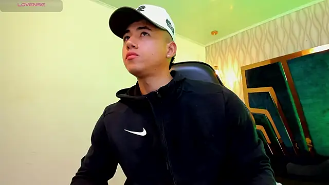 Draven Marceaux online show from September 18, 2025, 11:45 am