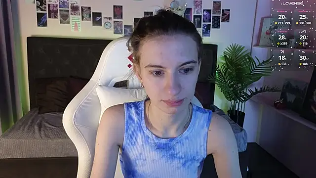 kaleriyaa  online show from December 3, 2025, 1:35 am