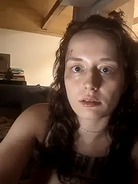 Snapshot of marijacucu chatting on October 28, 2025, 9:17 pm marijacucu online show from October 28, 2025, 9:17 pm