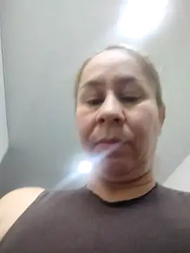 Nala1986 online show from December 16, 2025, 2:44 pm