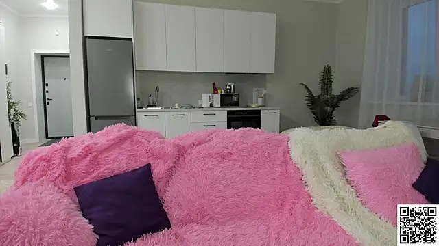 Snapshot of Mila_killa chatting on January 15, 2026, 1:43 am Mila killa online show from January 15, 2026, 1:43 am