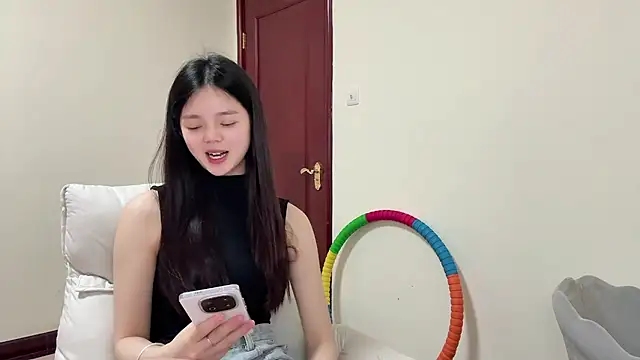 Nicole-13 online show from April 15, 2026, 2:40 am