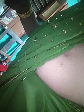 hot silkkol online show from September 22, 2025, 8:22 pm