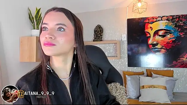 aitana baker  online show from May 26, 2026, 3:46 am
