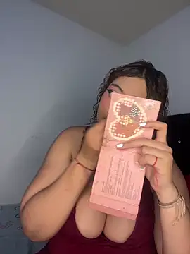 SamanthaaReed online show from September 27, 2025, 11:43 pm