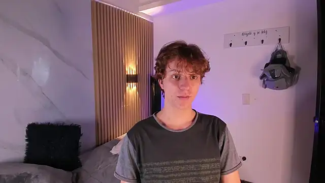 IM DAREN online show from December 23, 2025, 3:04 am