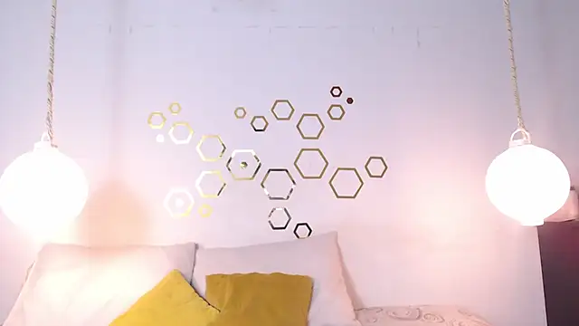 Snapshot of Provincute chatting on September 22, 2025, 2:35 am Provincute online show from September 22, 2025, 2:35 am