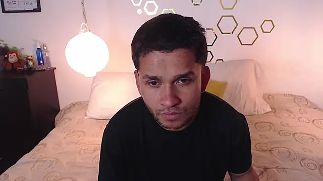 Snapshot of Provincute chatting on October 6, 2025, 2:31 am Provincute online show from October 6, 2025, 2:31 am