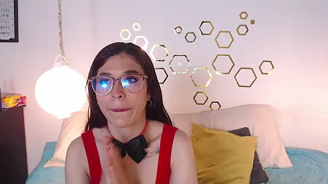 Snapshot of Provincute chatting on October 14, 2025, 2:34 am Provincute online show from October 14, 2025, 2:34 am