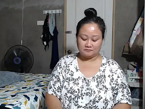 jengrey online show from December 1, 2025, 12:59 am