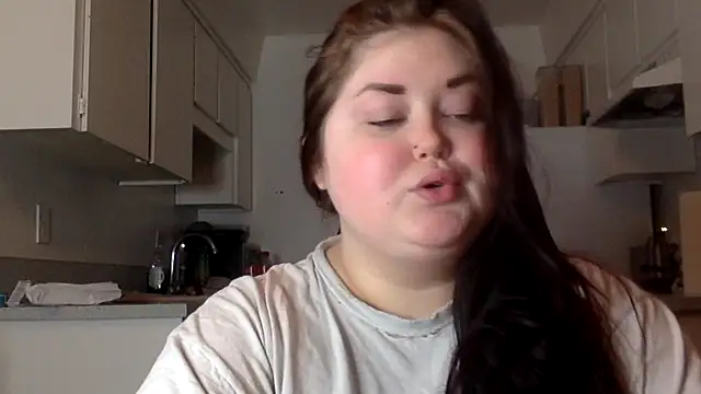 JJbaby1 online show from October 7, 2025, 12:24 pm