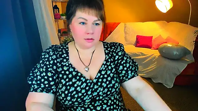 CrystaalStaar online show from February 2, 2026, 8:07 pm