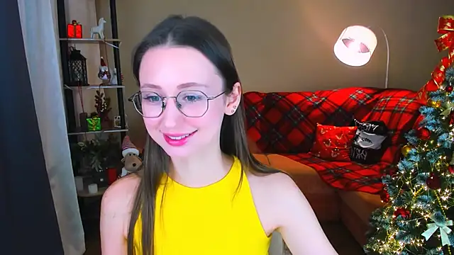 YourLovellyStory online show from December 17, 2025, 4:35 pm