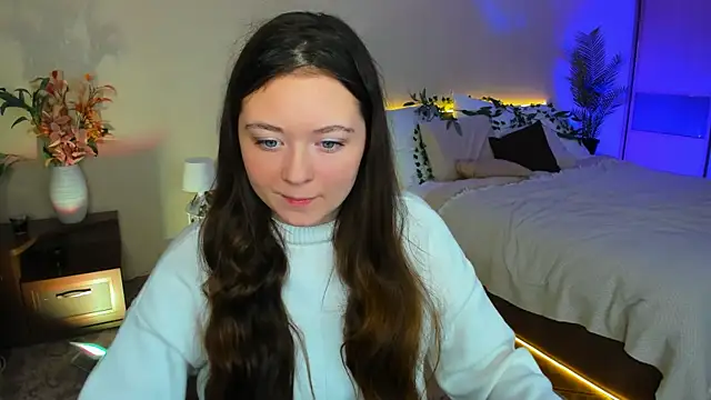 AlluringLookk online show from October 1, 2025, 7:31 pm