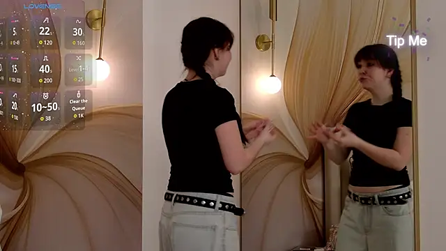 VanessaFields online show from February 15, 2026, 2:58 pm