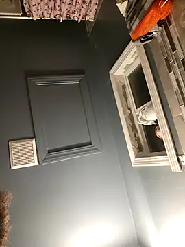 chocolate bella online show from December 21, 2025, 7:15 am