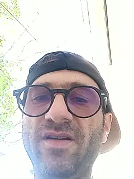 Snapshot of vasgabri chatting on October 29, 2025, 10:17 am vasgabri online show from October 29, 2025, 10:17 am