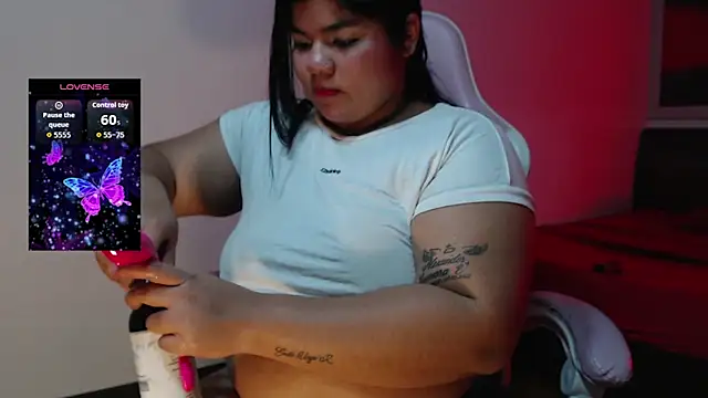 Snapshot of Lia_Arellano chatting on February 28, 2026, 7:04 pm Lia Arellano online show from February 28, 2026, 7:04 pm