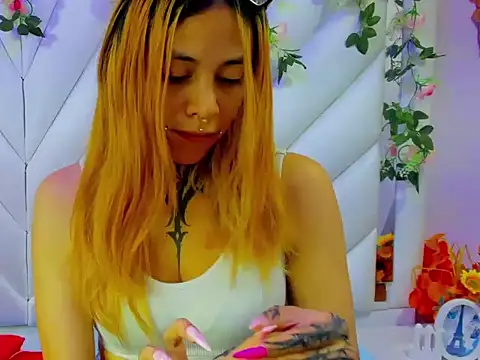 Sofii Anal  online show from September 19, 2025, 2:57 am